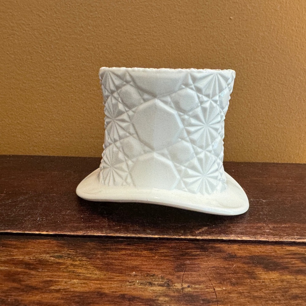 Vintage White Milk Glass Top Hat Shaped Vase Candy Dish Trinket Holder